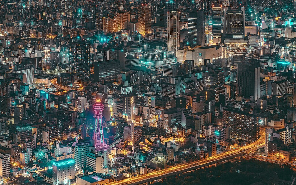 Photo aérienne de la ville d'Osaka la nuit